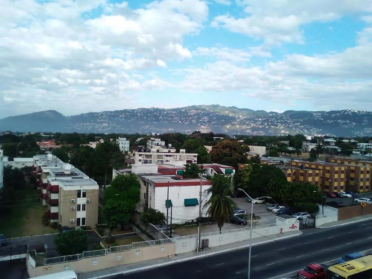 Nice Oakwood Constant Spring Rd Apt Lägenhet Kingston Jamaica